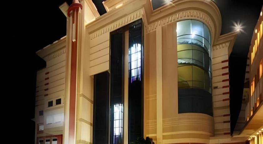 Hotel Banjarmasin International Exterior foto